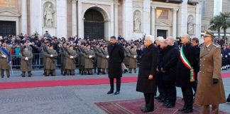 gli onori al tricolore