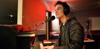 Jacob Collier (6)