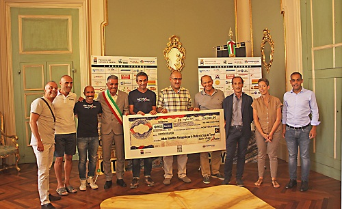 consegna assegno 1 ediz Cesena Run the city